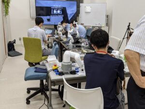 ロボット制御実習の様子